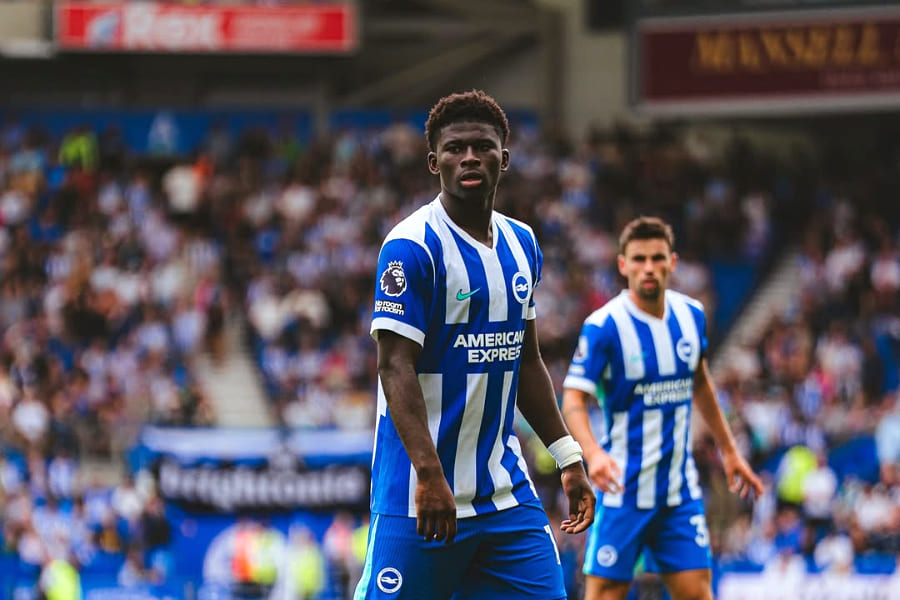 Carlos Baleba, Le Lion de Douala qui fait trembler la Premier League