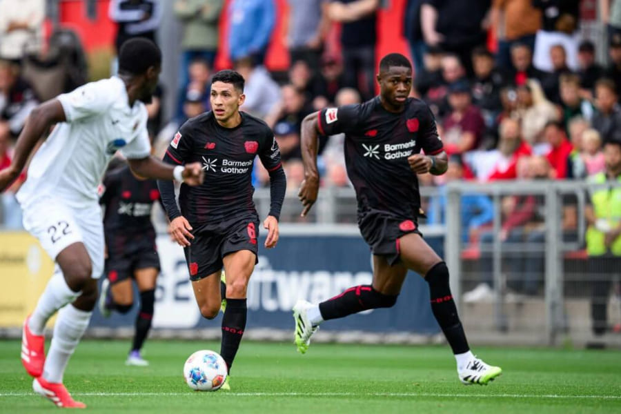 Pronostic Fribourg vs Bayer : cote 1,66 pour le match de Christian Kofane en Bundesliga